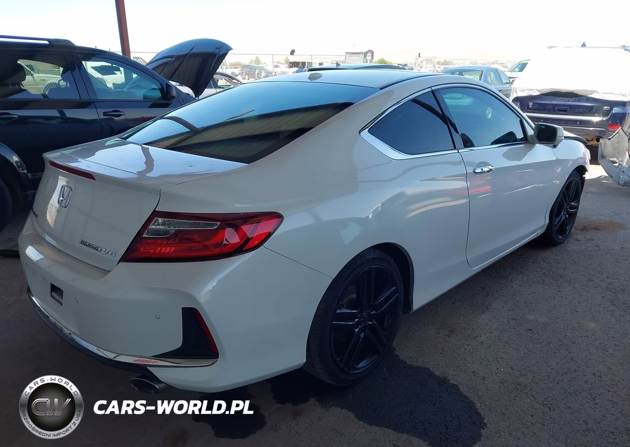 2016 Honda Accord Touring VIN:1HGCT2B01GA006053 - 4