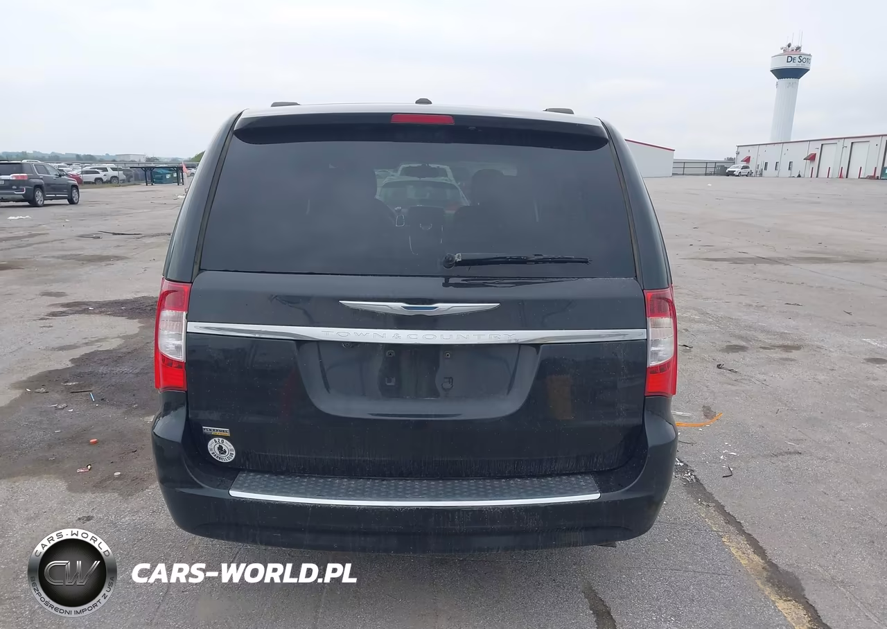 2016 Chrysler Town & Country Touring VIN:2C4RC1BG7GR293068 - 16