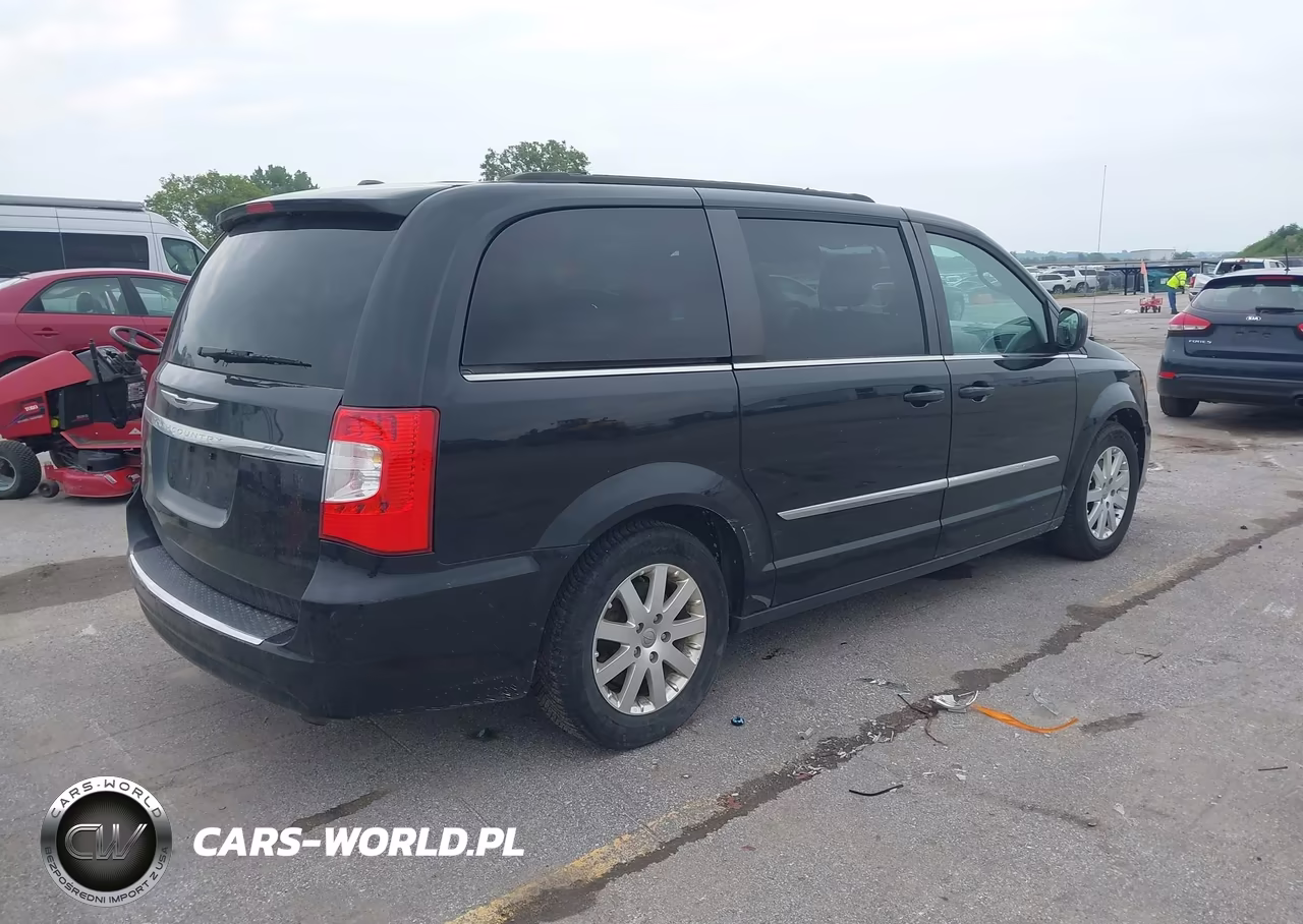 2016 Chrysler Town & Country Touring VIN:2C4RC1BG7GR293068 - 4