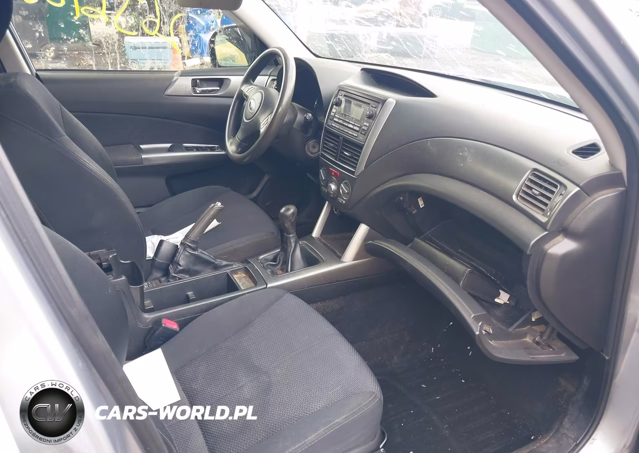 2013 Subaru Forester 2.5X Premium VIN:JF2SHADC0DG418813 - 5