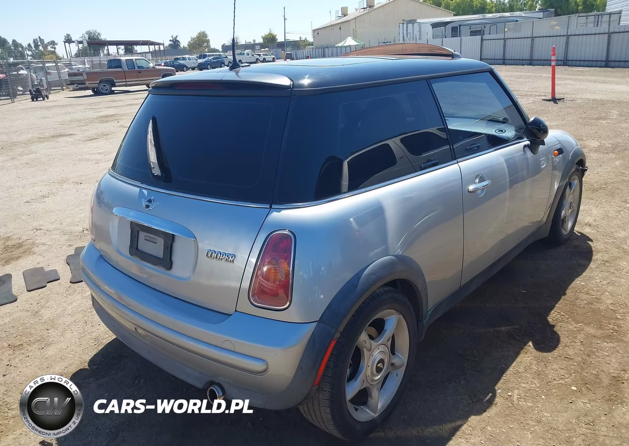 2002 Mini Cooper VIN:WMWRC33432TC36528 - 4
