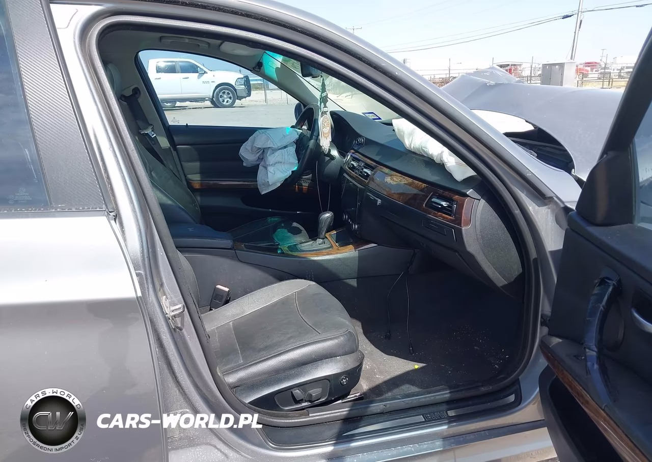 2010 BMW 328I VIN:WBAPH7C59AE129802 - 5