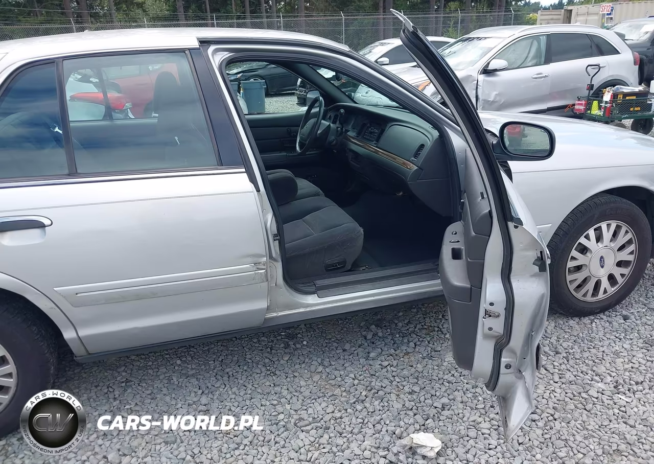 2003 Ford Crown Victoria Lx VIN:2FAFP74W33X127799 - 5
