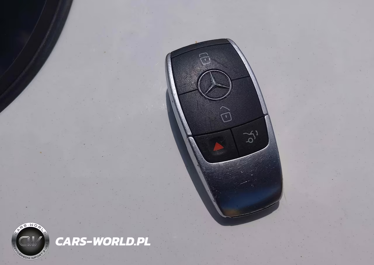 2020 Mercedes-Benz C 300 4Matic VIN:WDDWF8EB3LR526548 - 11