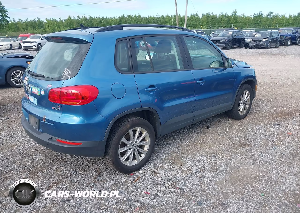 2017 Volkswagen Tiguan 2.0T-2.0T S VIN:WVGBV7AX2HK049419 - 4