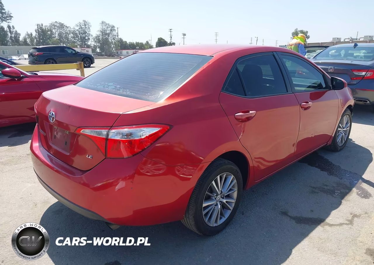 2015 Toyota Corolla Le Plus VIN:5YFBURHE5FP316851 - 4