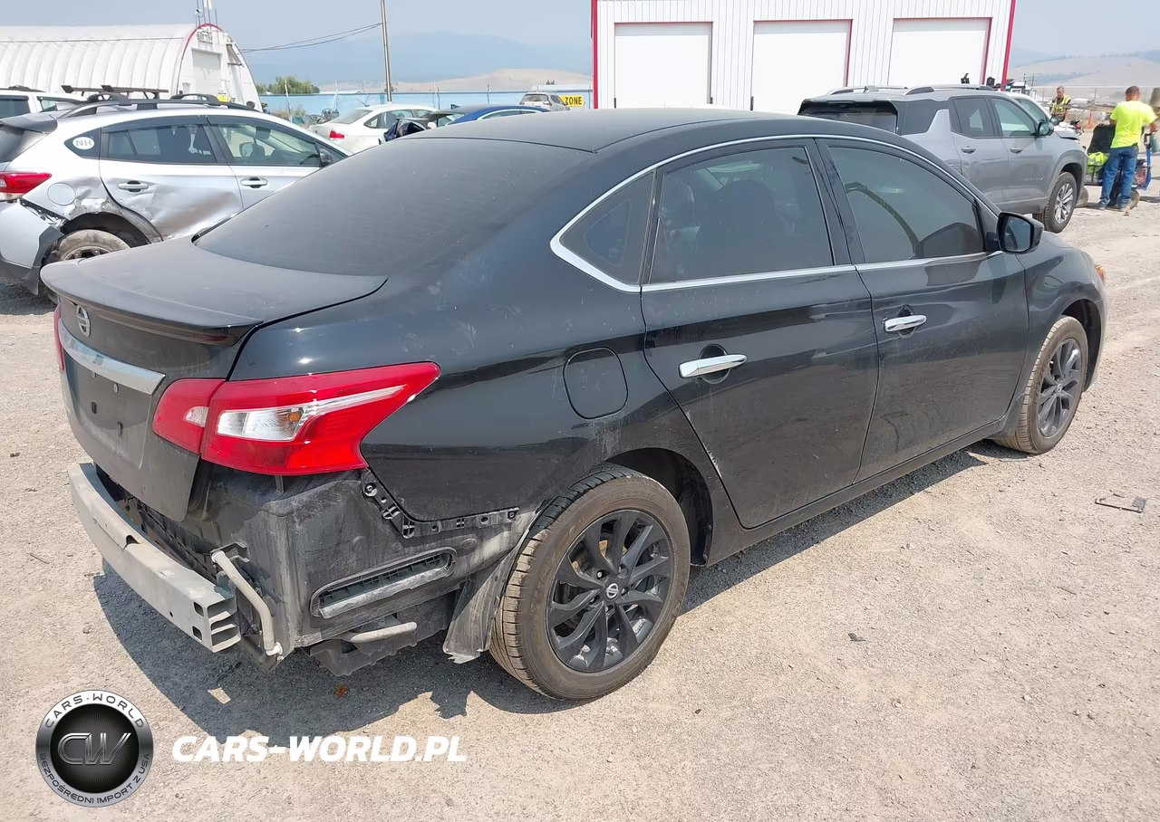 2018 Nissan Sentra S VIN:3N1AB7AP0JY244616 - 4