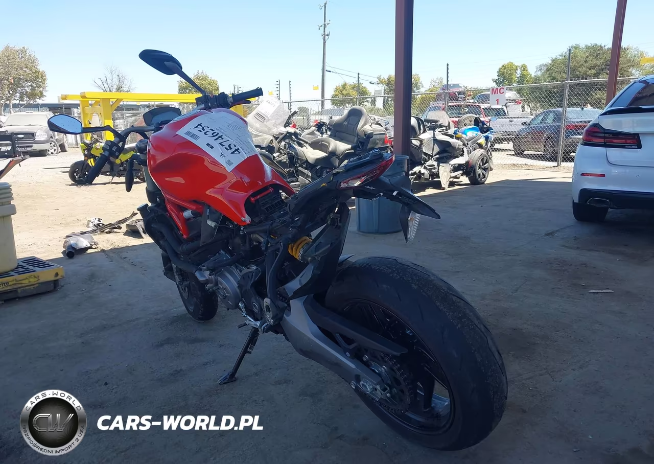 2019 Ducati Monster 821 VIN:ZDMMACLS9KB004864 - 3