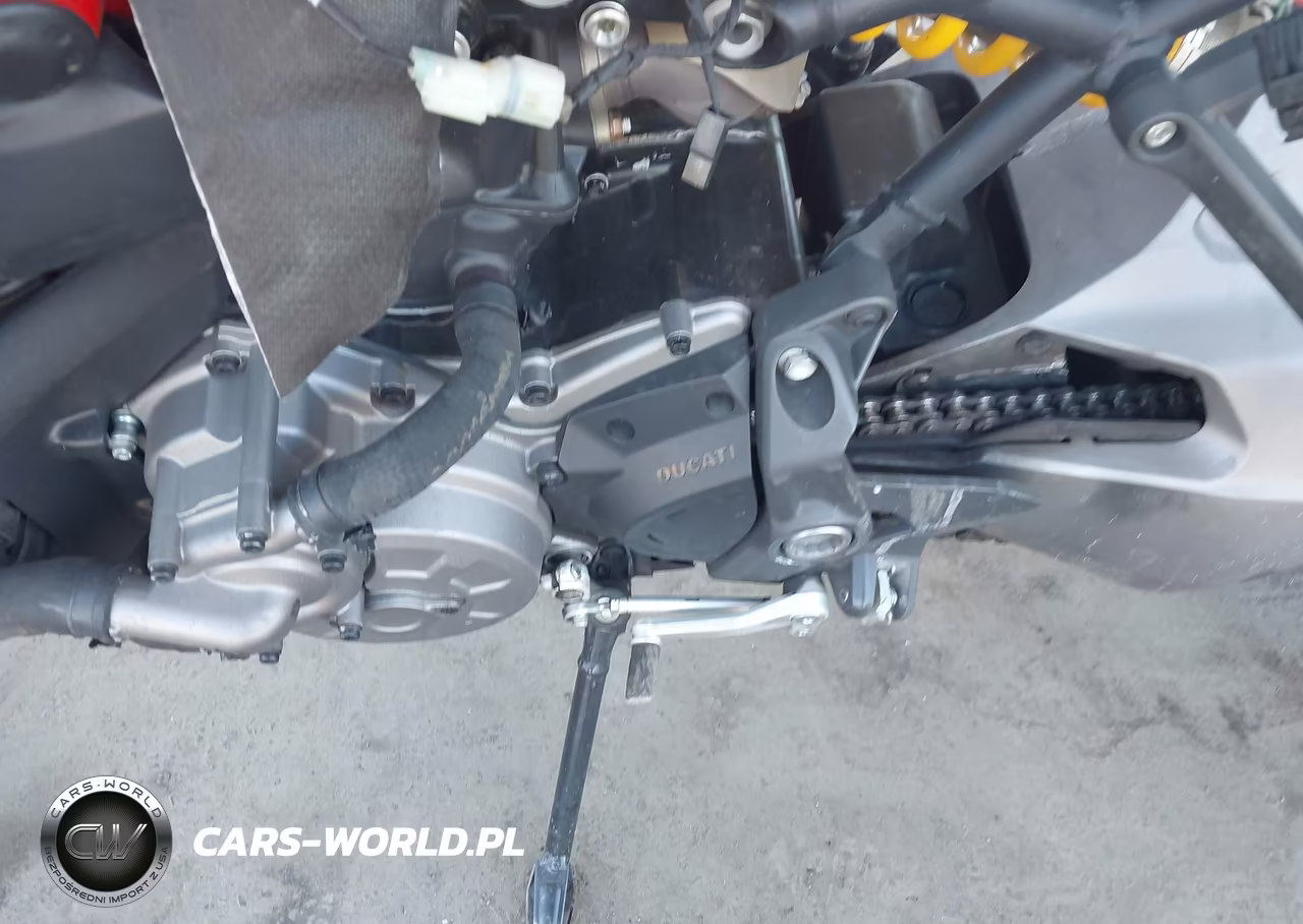 2019 Ducati Monster 821 VIN:ZDMMACLS9KB004864 - 9