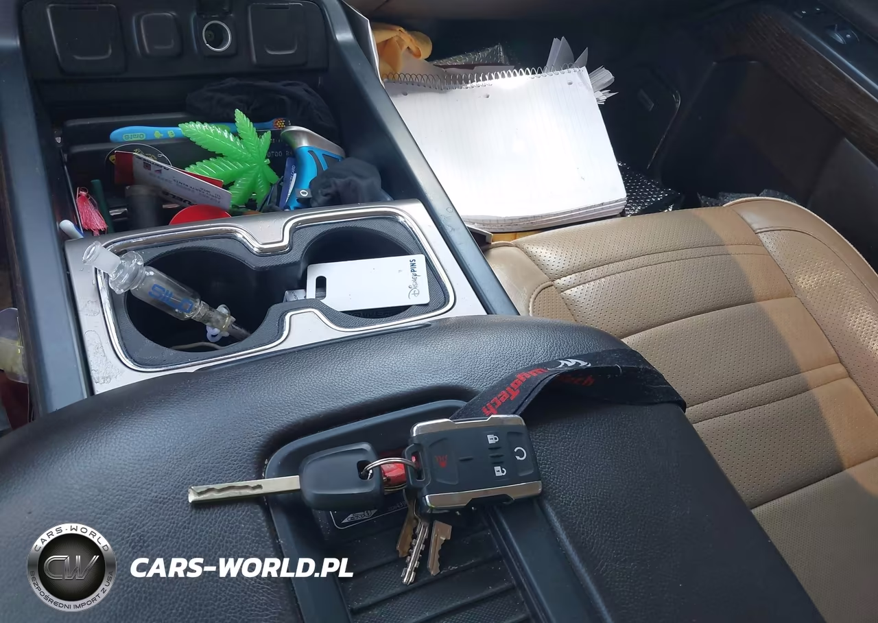 2018 GMC Sierra 1500 Denali VIN:3GTU2PEJ6JG115446 - 11