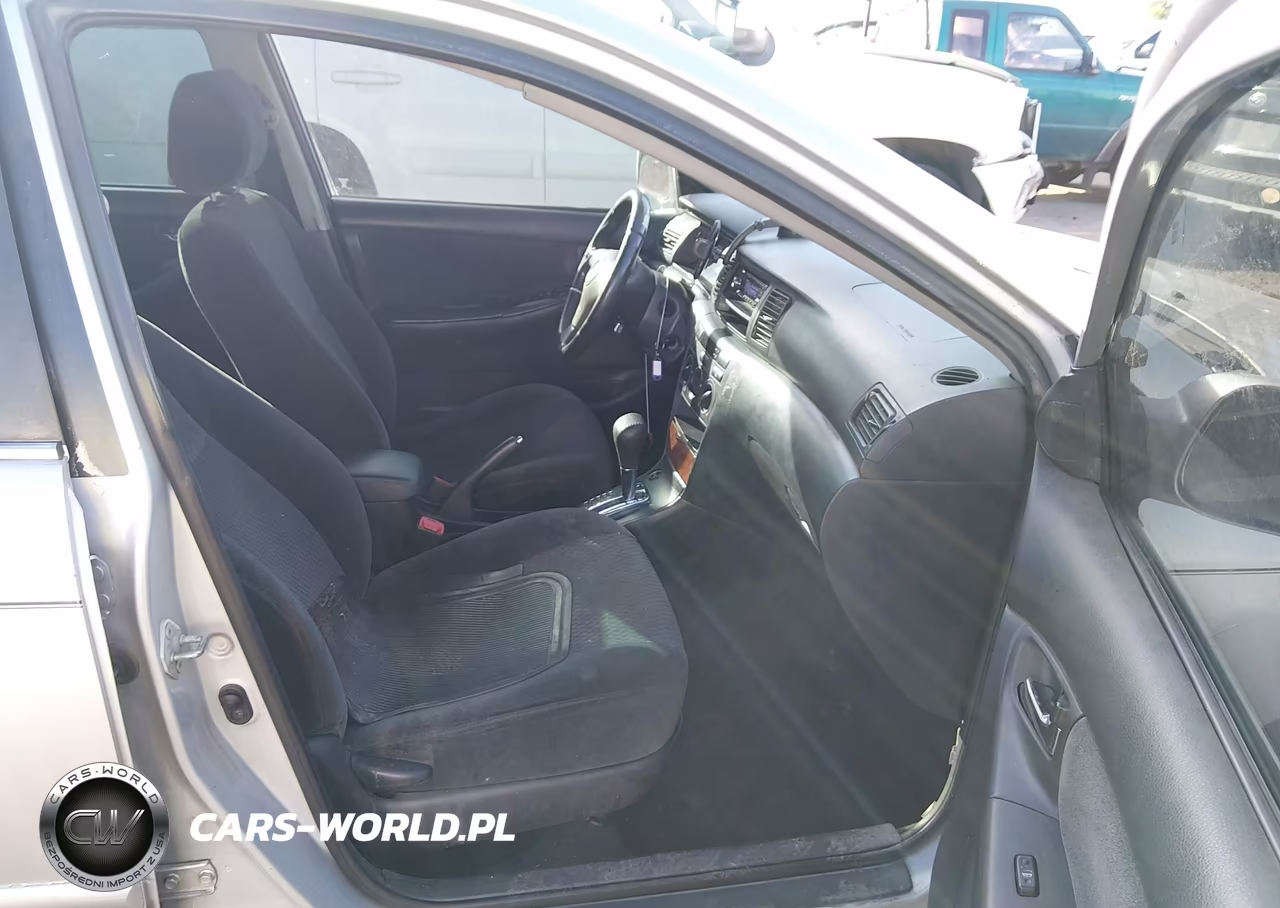 2008 Toyota Corolla S VIN:1NXBR32E38Z961880 - 5
