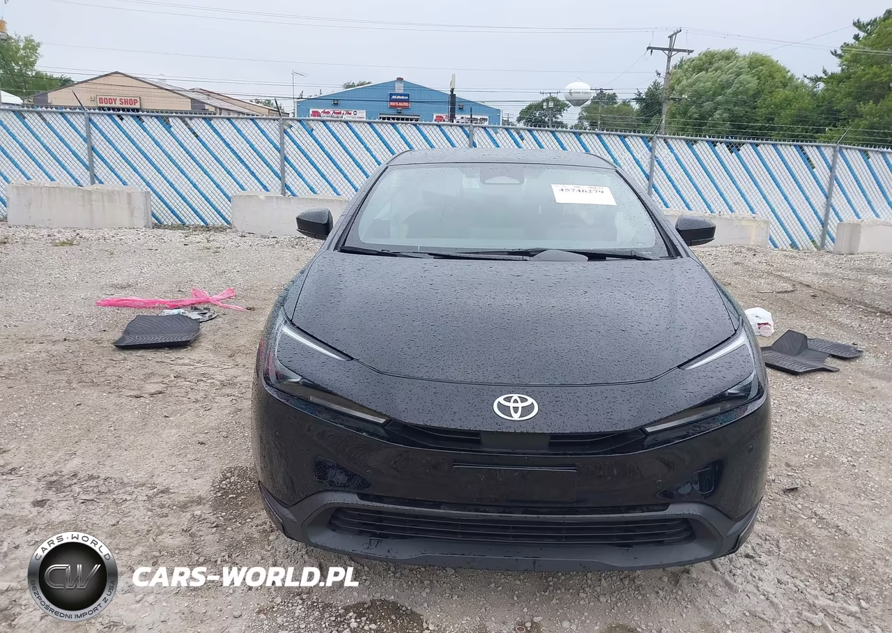 2026 Toyota Prius Le VIN:JTDACAAU2T3072842 - 12