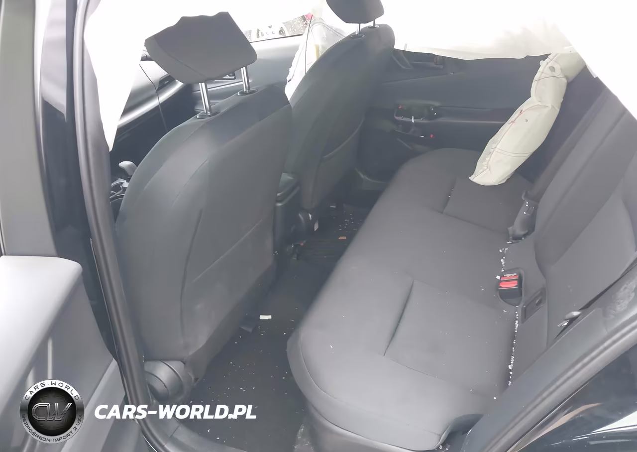 2026 Toyota Prius Le VIN:JTDACAAU2T3072842 - 8
