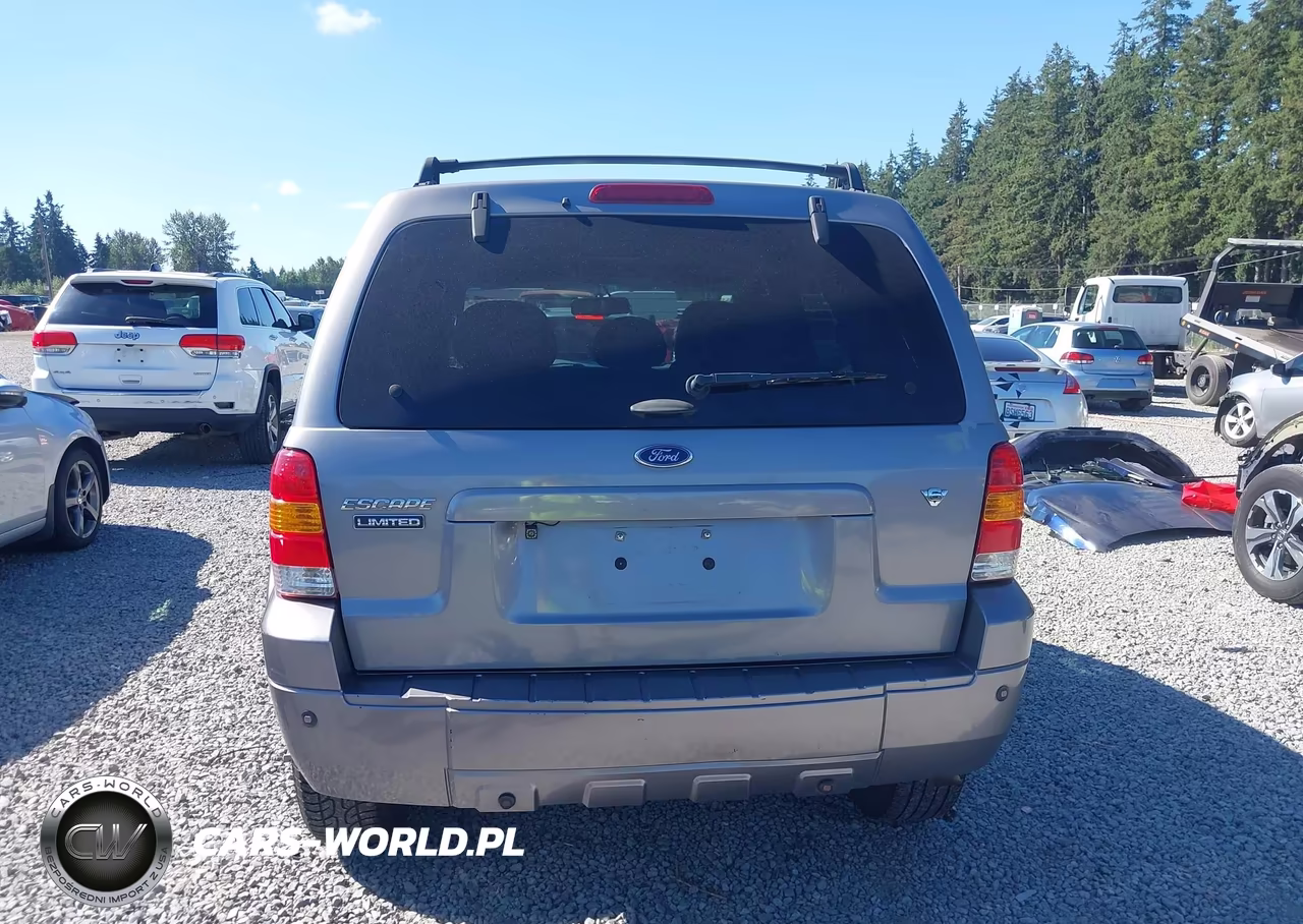 2007 Ford Escape Limited VIN:1FMCU94197KA27085 - 17