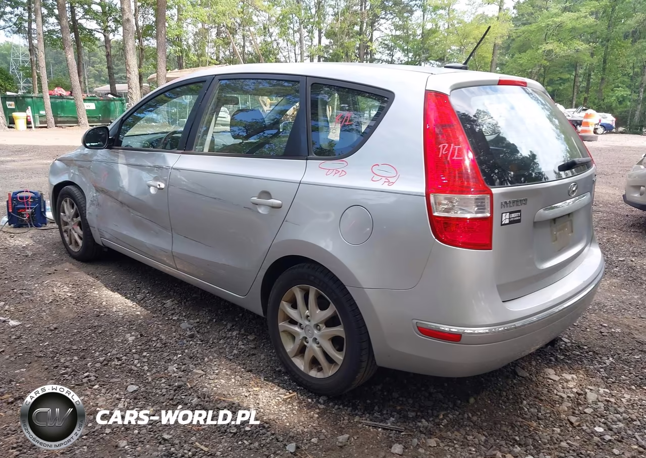 2009 Hyundai Elantra Touring VIN:KMHDC86E79U039311 - 3