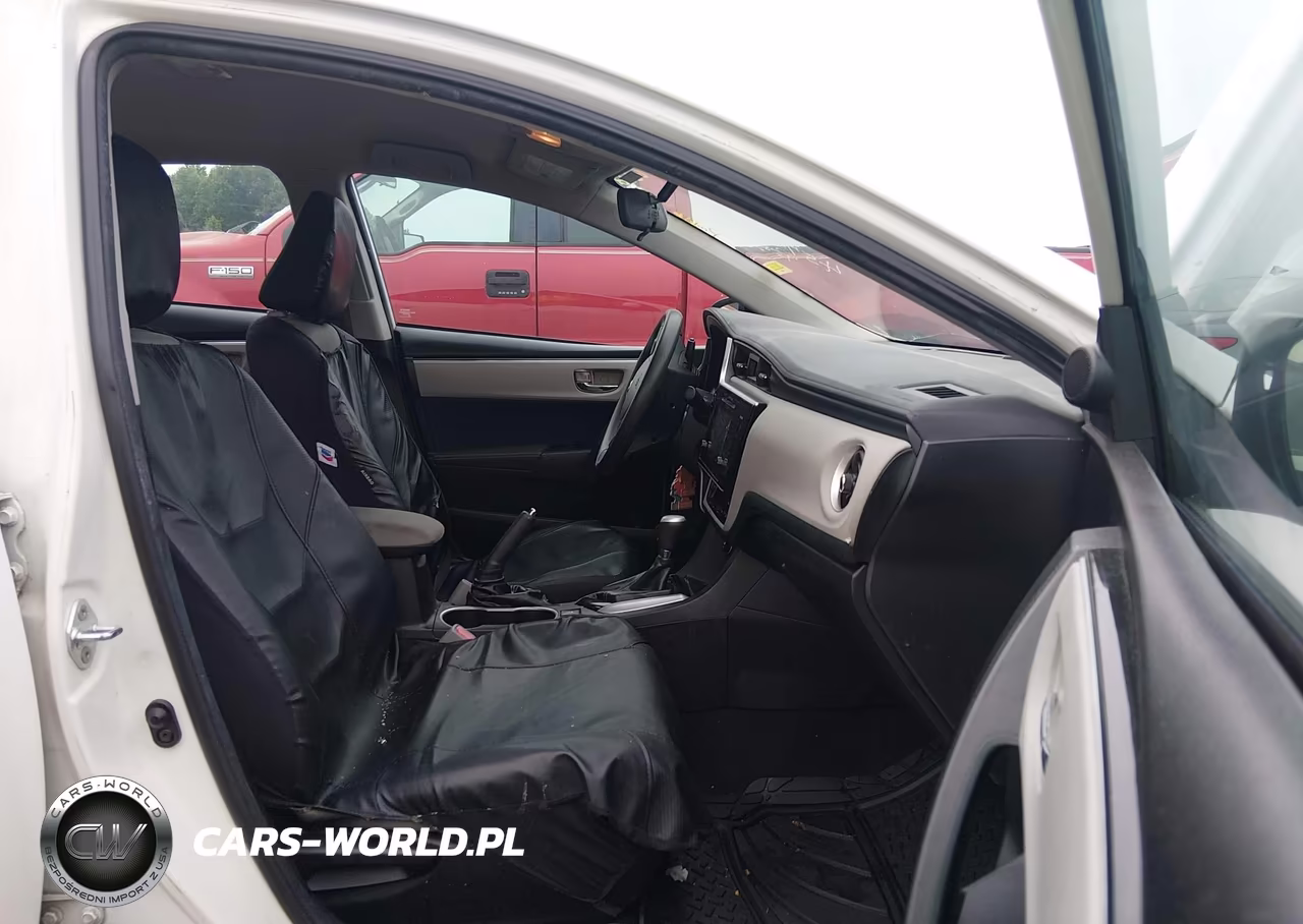 2017 Toyota Corolla Le VIN:5YFBURHE3HP599589 - 5
