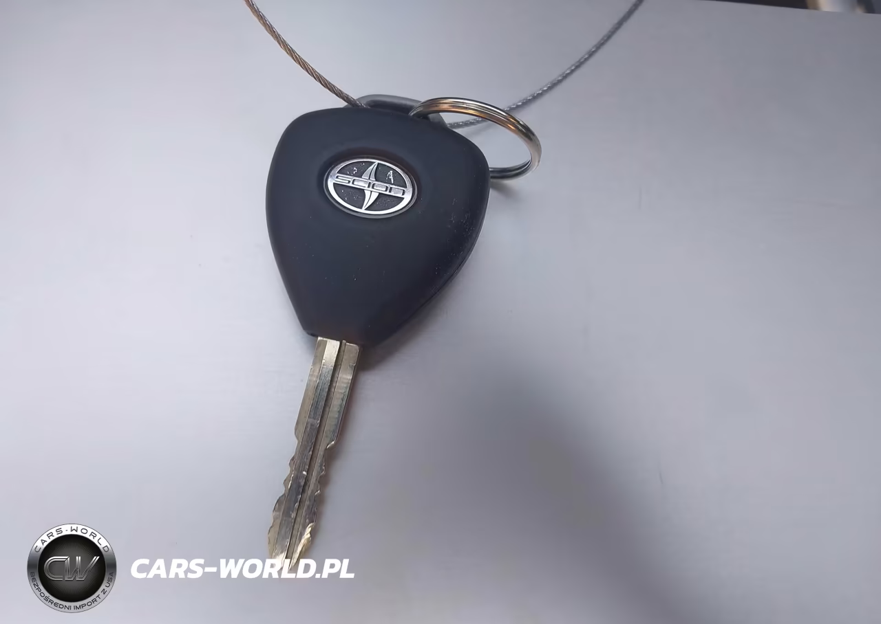 2007 Scion Tc VIN:JTKDE177170185626 - 11