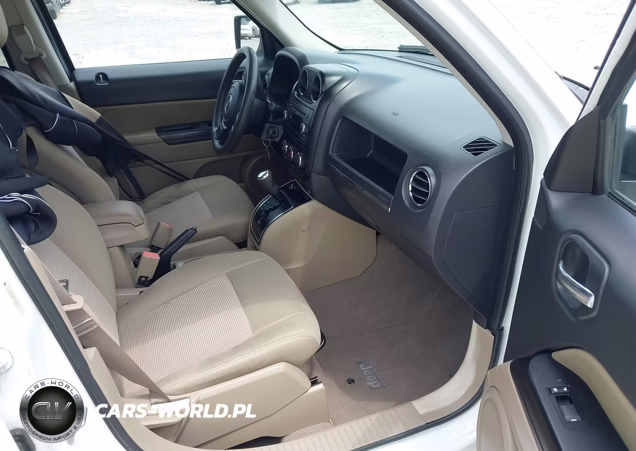 2011 Jeep Patriot Sport VIN:1J4NT1GA2BD285372 - 5
