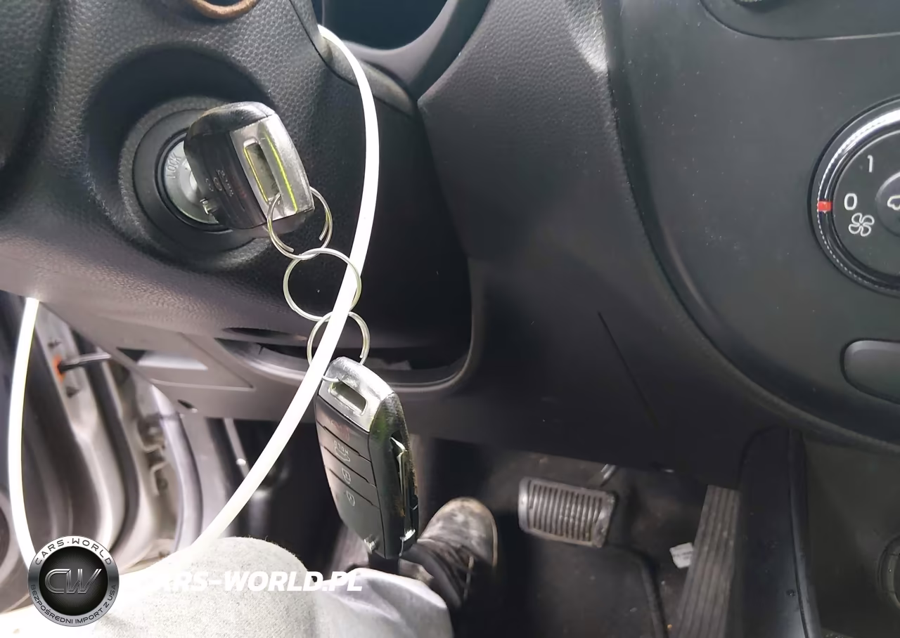 2015 Kia Soul VIN:KNDJN2A24F7784829 - 11