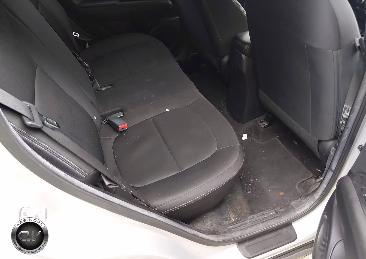 2015 Kia Soul VIN:KNDJN2A24F7784829 - 8