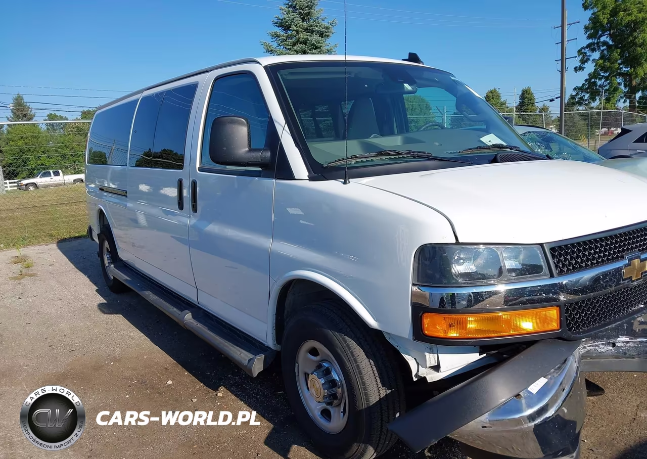 2025 Chevrolet Express Passenger Rwd 3500 Extended Wheelbase Lt – zdjęcie 1 z 21