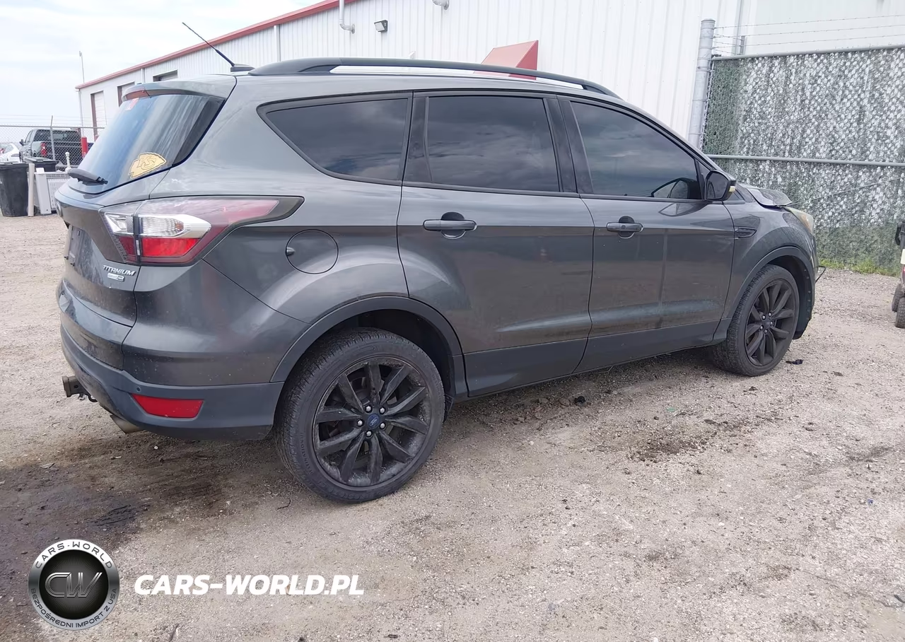 2017 Ford Escape Titanium VIN:1FMCU9J94HUB52964 - 4