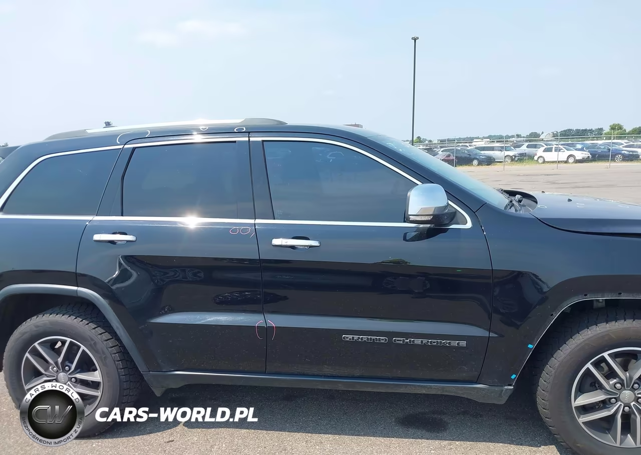 2018 Jeep Grand Cherokee Limited 4X4 VIN:1C4RJFBG7JC425815 - 13