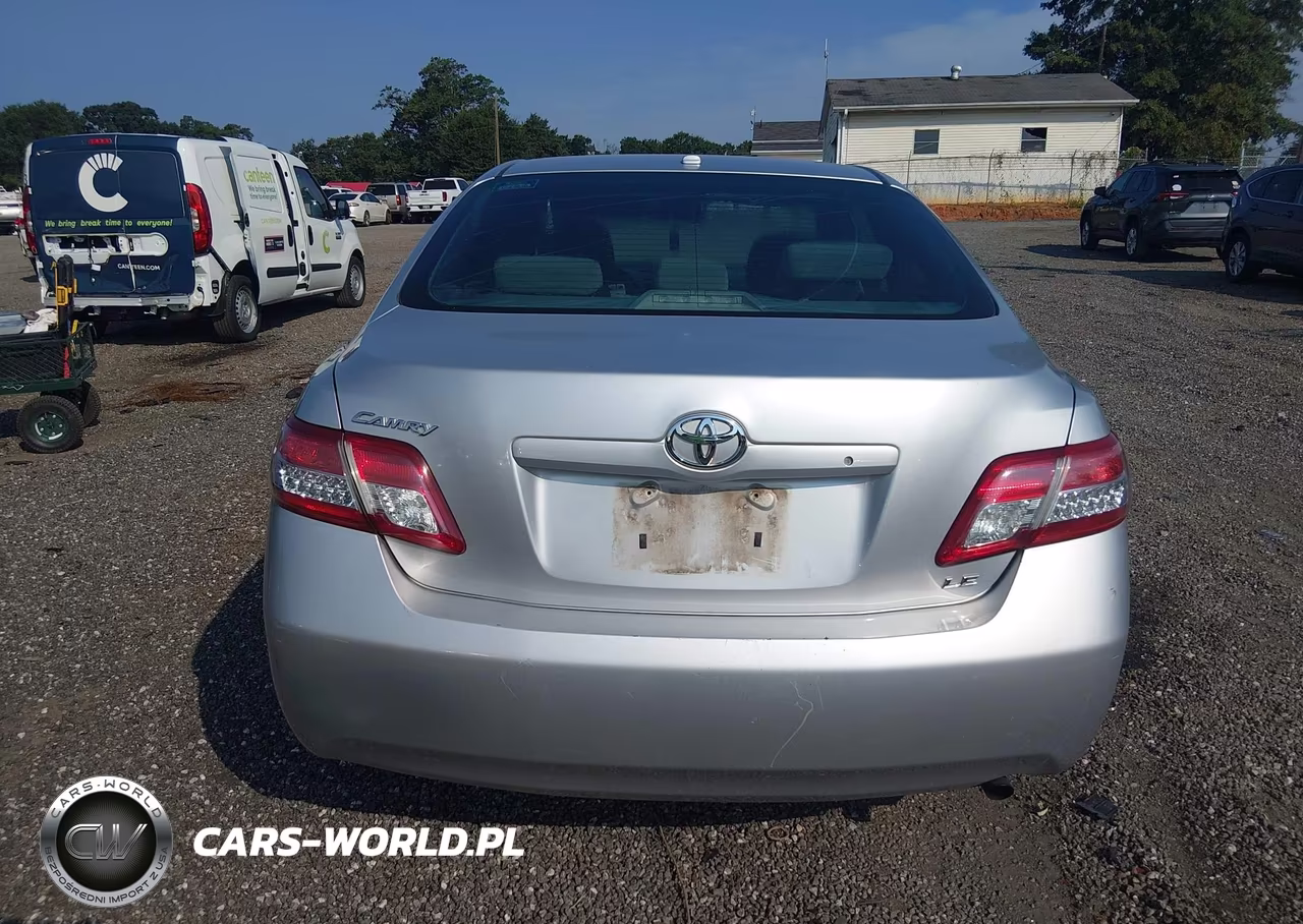 2011 Toyota Camry Le VIN:4T1BF3EK2BU124670 - 17