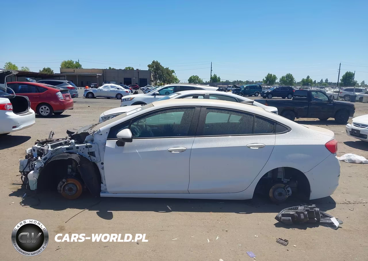 2019 Chevrolet Cruze Ls VIN:1G1BC5SM3K7115790 - 15