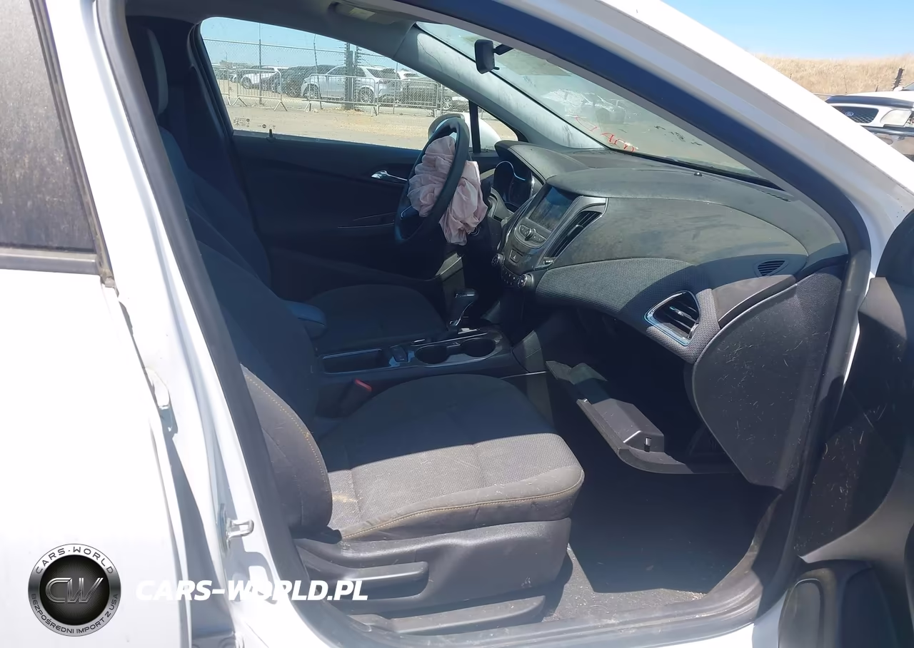 2019 Chevrolet Cruze Ls VIN:1G1BC5SM3K7115790 - 5