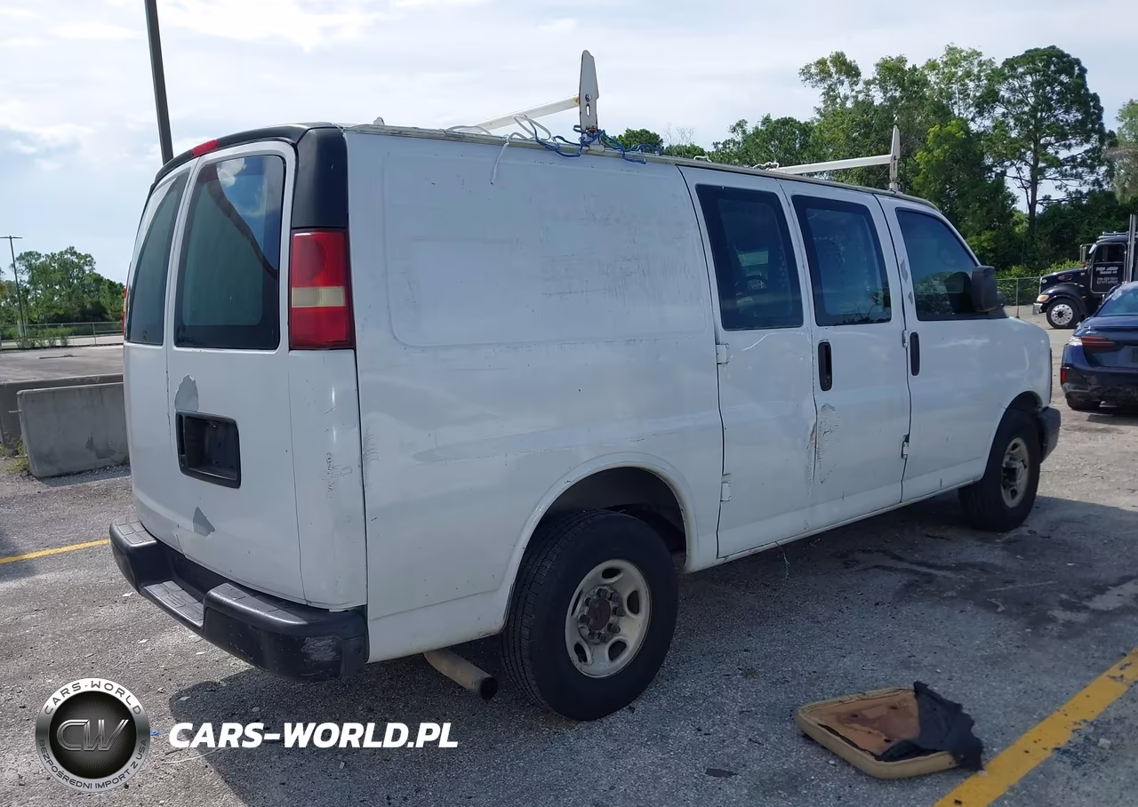 2005 GMC Savana G2500 VIN:1GTGG25V651179561 - 4
