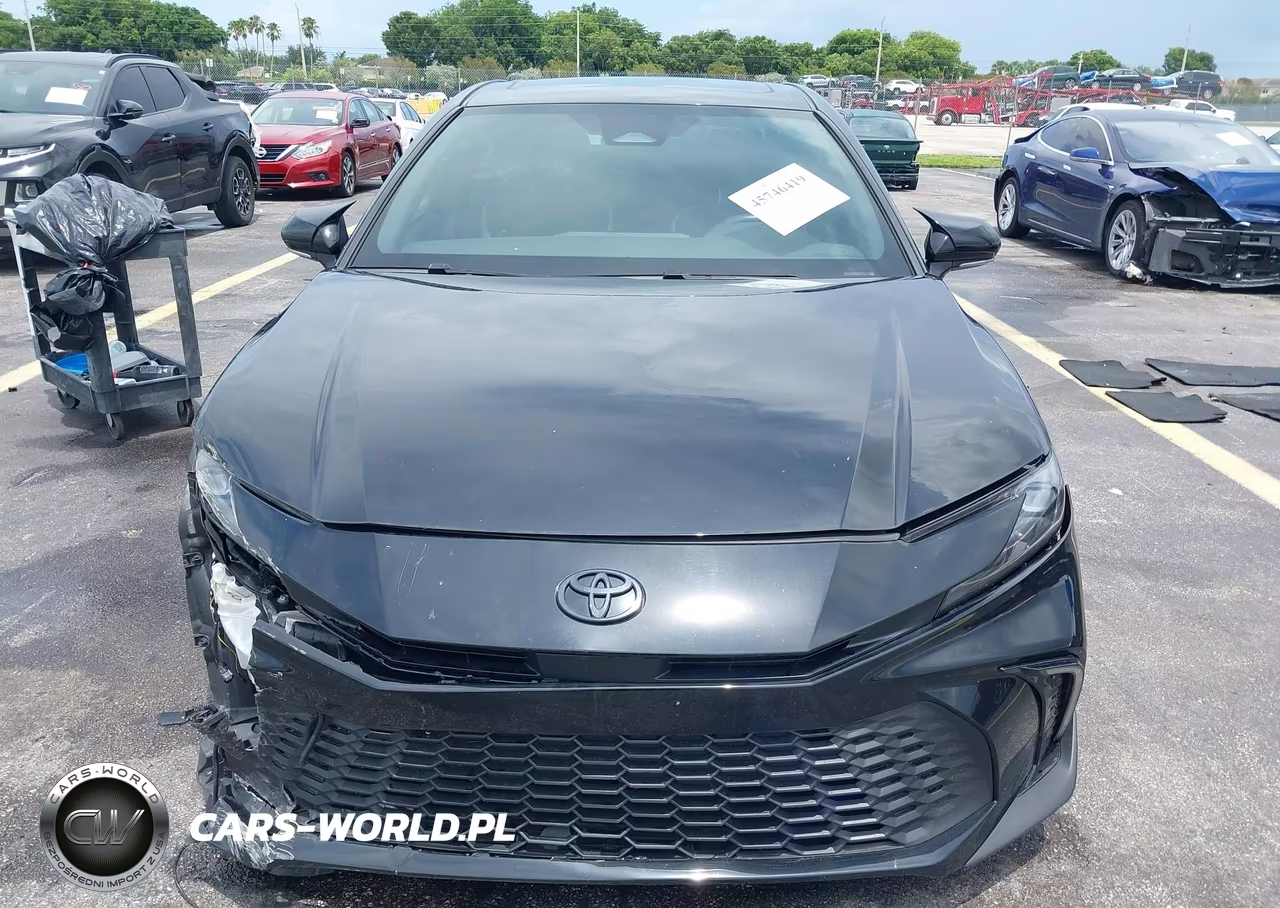 2025 Toyota Camry Se VIN:4T1DAACK6SU585725 - 12
