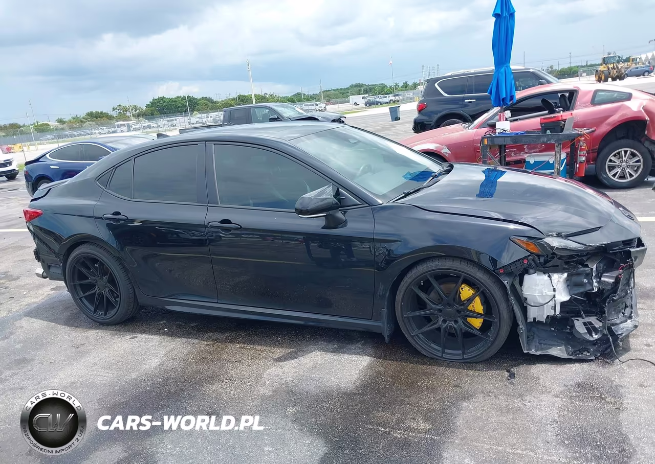 2025 Toyota Camry Se VIN:4T1DAACK6SU585725 - 13