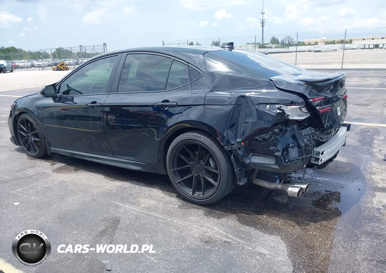 2025 Toyota Camry Se VIN:4T1DAACK6SU585725 - 3