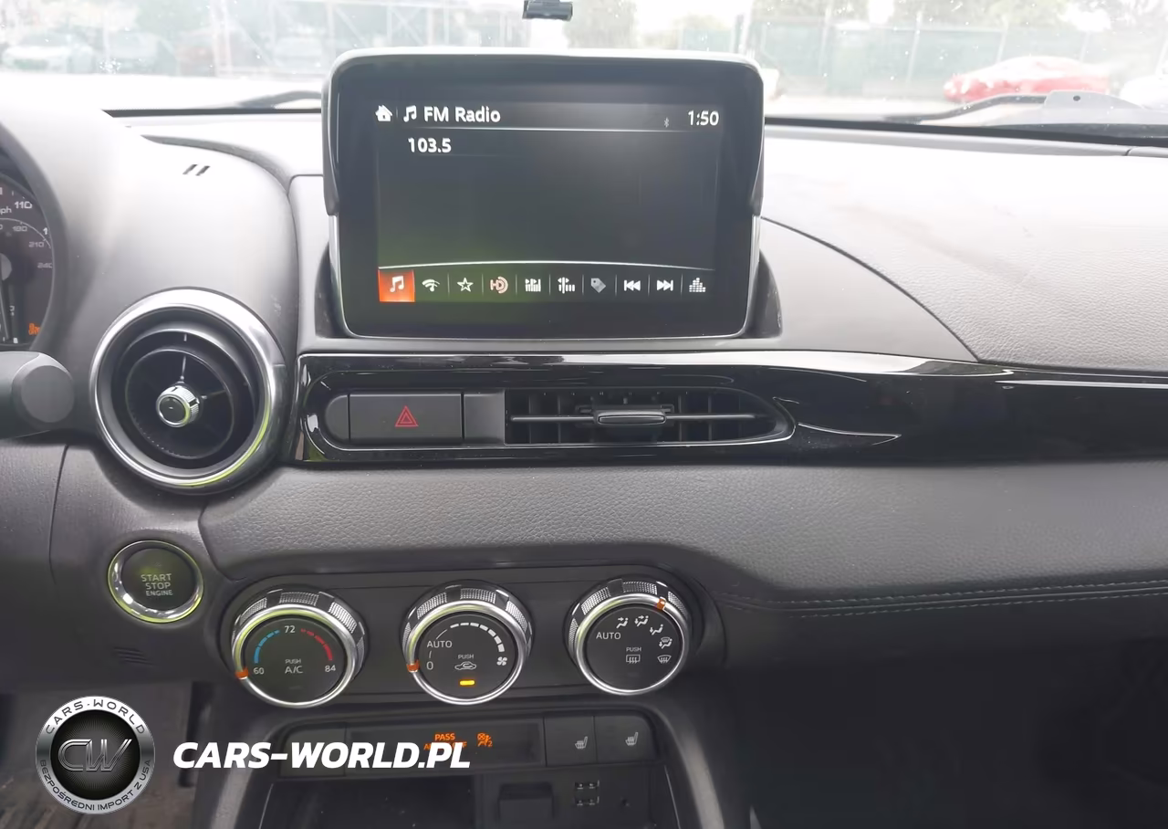 2017 Fiat 124 Spider Lusso VIN:JC1NFAEK1H0107054 - 22