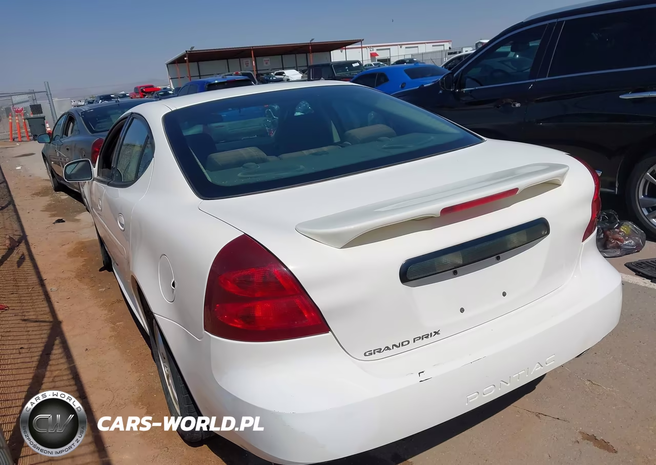 2007 Pontiac Grand Prix VIN:2G2WP552071149007 - 3