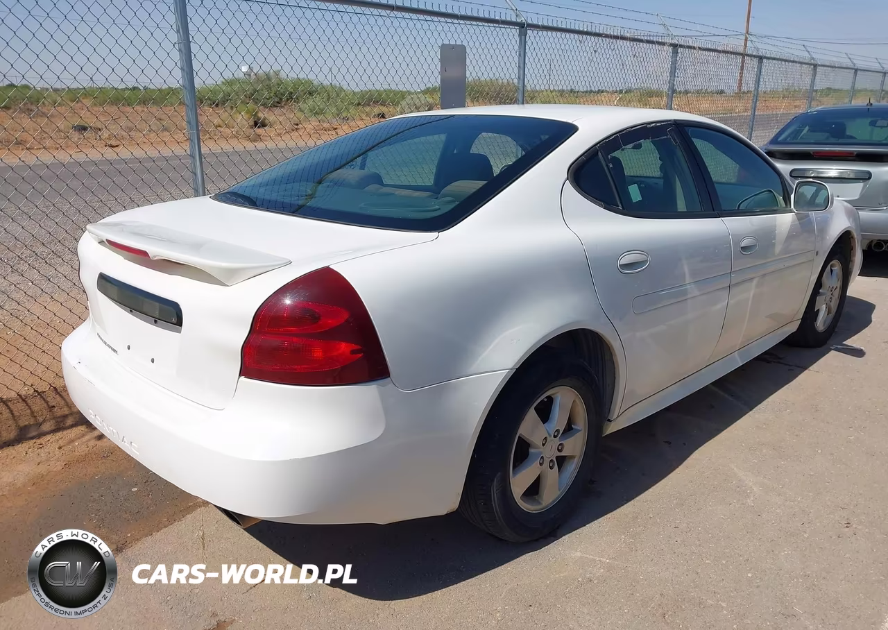2007 Pontiac Grand Prix VIN:2G2WP552071149007 - 4