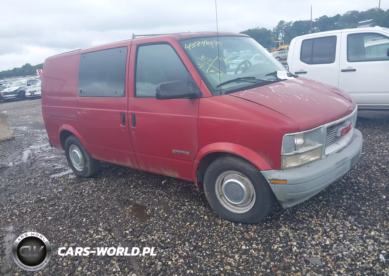 1999 GMC Safari Standard