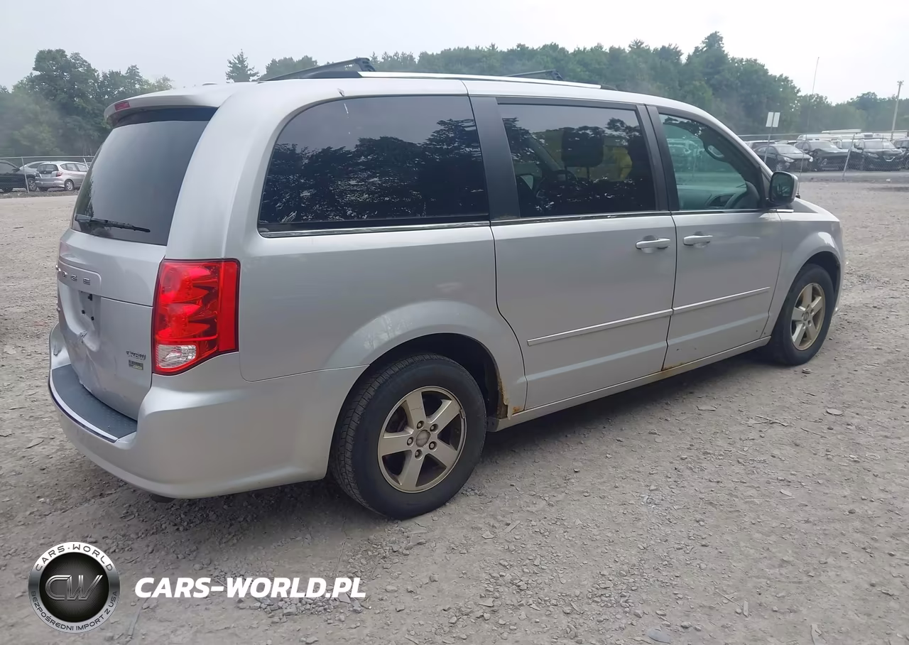 2011 Dodge Grand Caravan Crew VIN:2D4RN5DG0BR659902 - 4