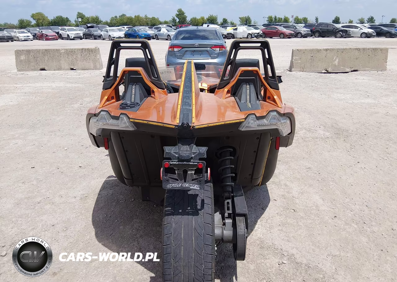 2015 Polaris Slingshot Sl VIN:57XAAPFA0F5100600 - 6