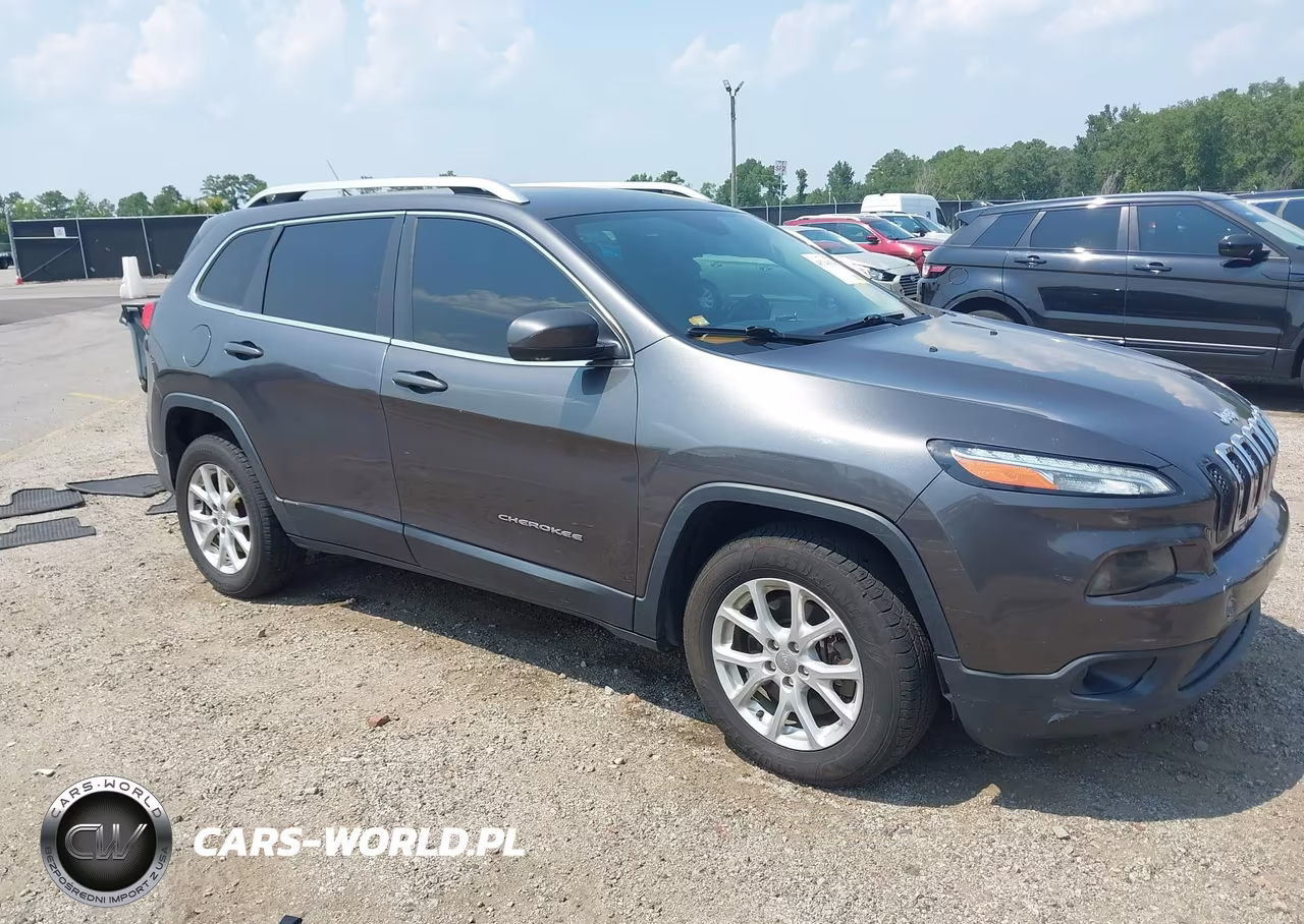 2015 Jeep Cherokee Latitude – zdjęcie 1 z 16