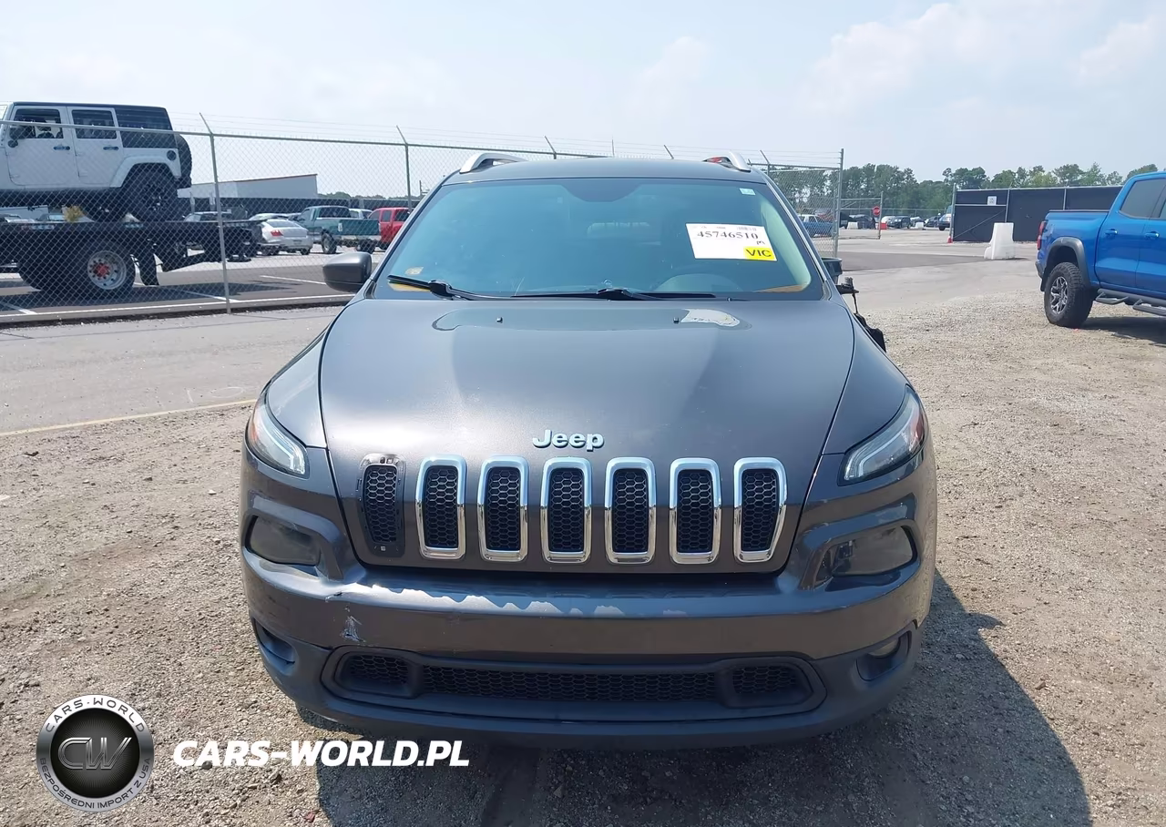 2015 Jeep Cherokee Latitude VIN:1C4PJMCS5FW601071 - 12