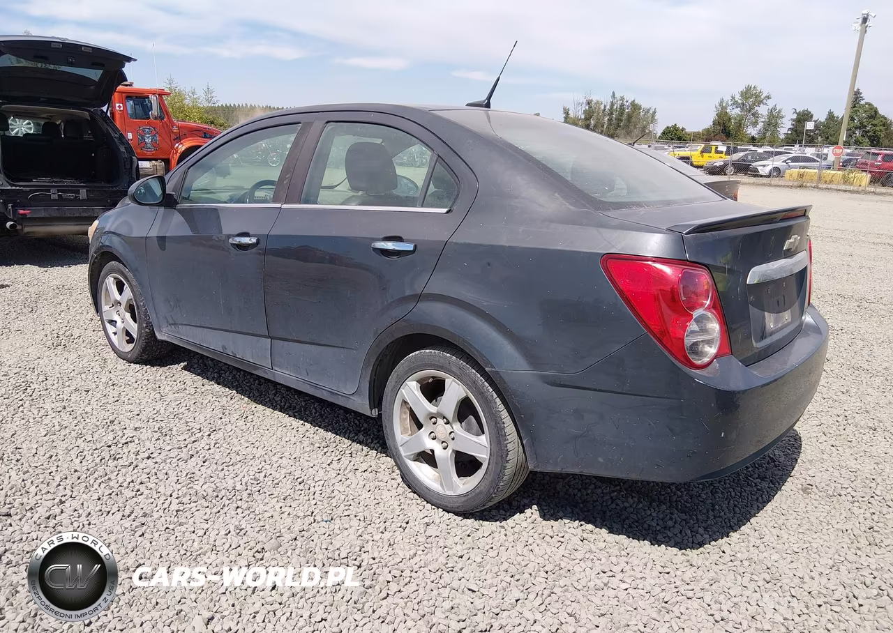 2014 Chevrolet Sonic Ltz Auto VIN:1G1JE5SH9E4119406 - 3