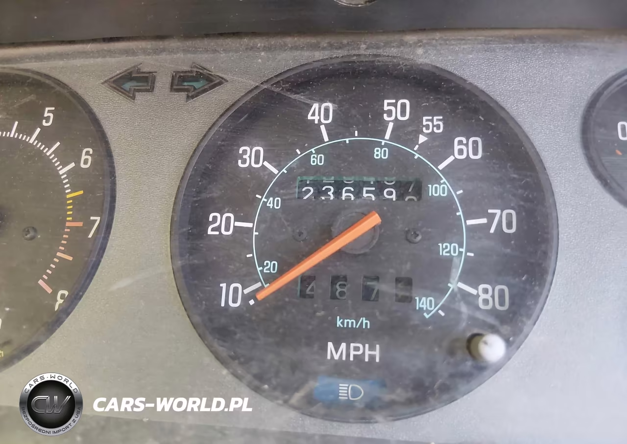 1981 Datsun 510 VIN:JN1HT05S5BX131703 - 15