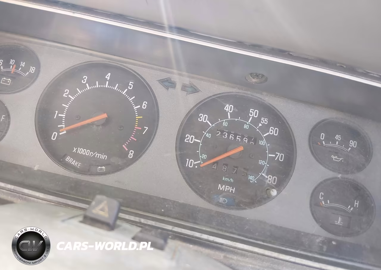 1981 Datsun 510 VIN:JN1HT05S5BX131703 - 7