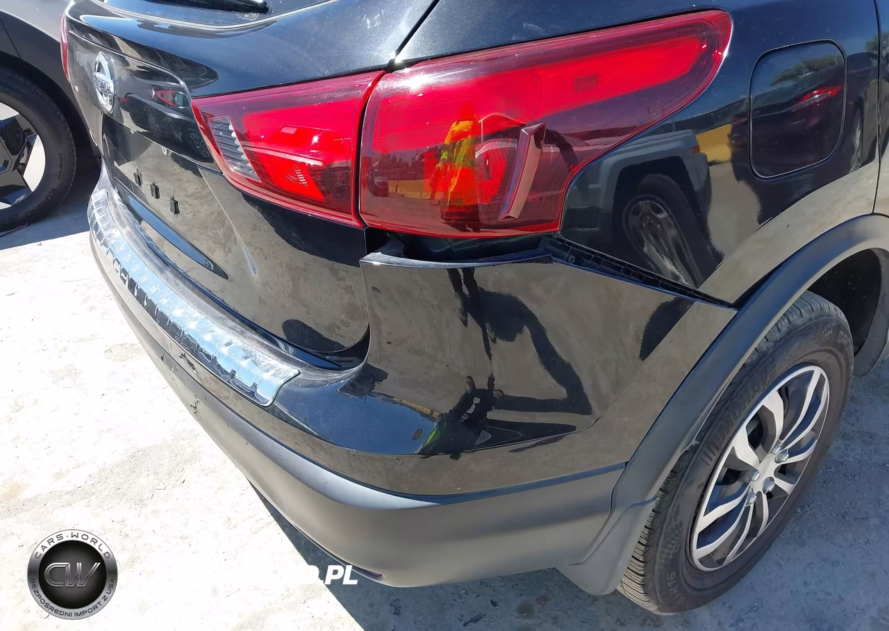 2017 Nissan Rogue Sport S VIN:JN1BJ1CP6HW003131 - 17