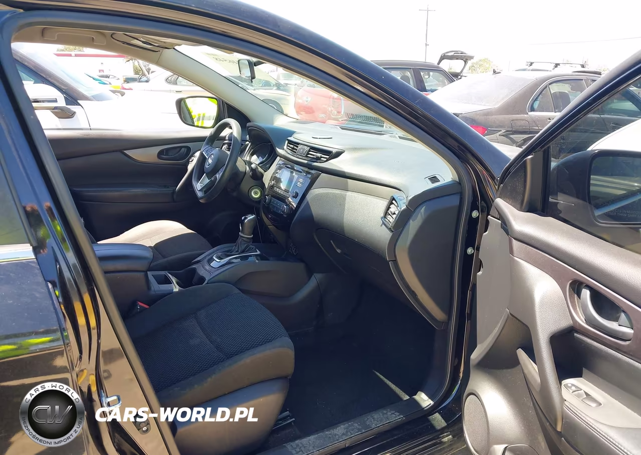 2017 Nissan Rogue Sport S VIN:JN1BJ1CP6HW003131 - 5