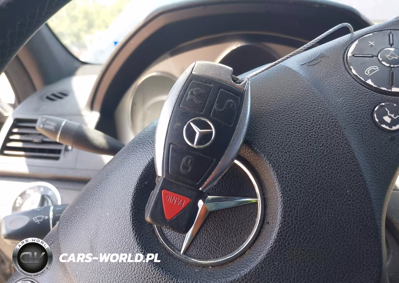 2011 Mercedes-Benz C 300 Sport 4Matic VIN:WDDGF8BBXBF643231 - 11