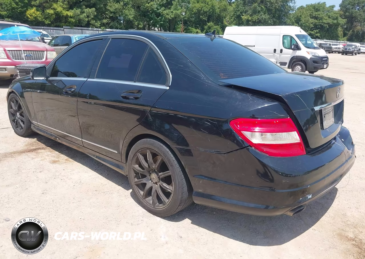 2011 Mercedes-Benz C 300 Sport 4Matic VIN:WDDGF8BBXBF643231 - 3