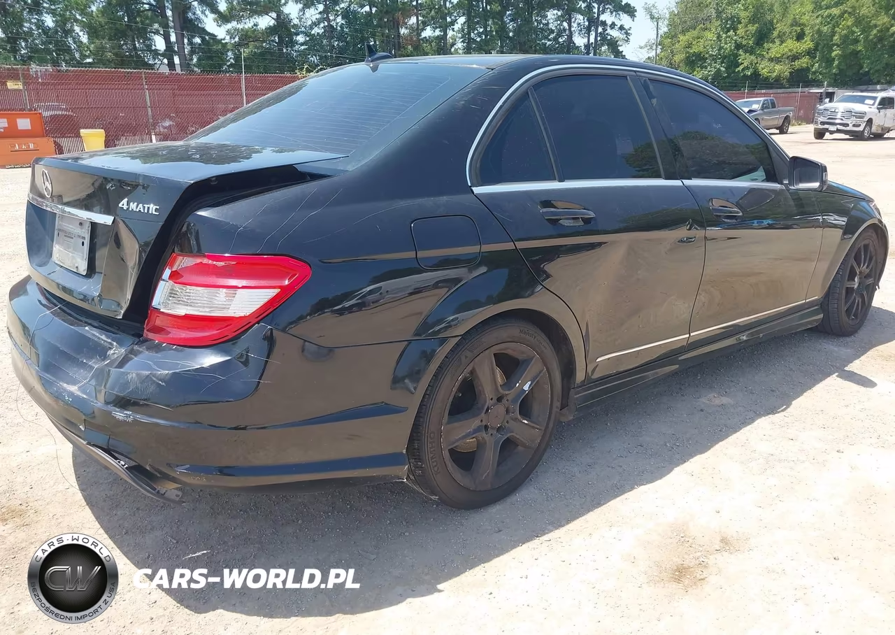 2011 Mercedes-Benz C 300 Sport 4Matic VIN:WDDGF8BBXBF643231 - 4